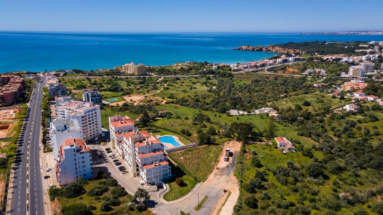 2Bdr Duplex W Ac & Pool In Portimao By Lovelystay Eksteriør bilde