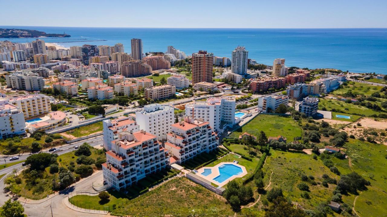 2Bdr Duplex W Ac & Pool In Portimao By Lovelystay Eksteriør bilde